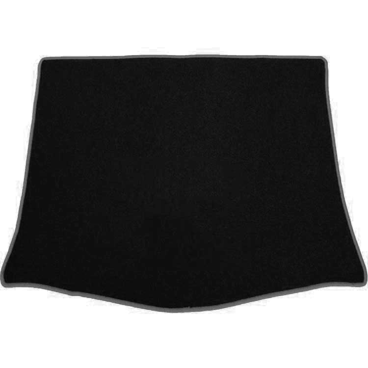 Eine Kofferraummatte für Alfa Giulietta in schwarz.